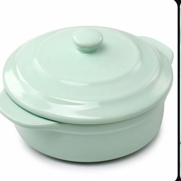 Martha Stewart Stoneware Round Mini Casserole with Lid in Mint - Picture 3 of 9